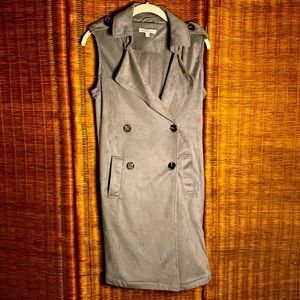 Sincerely Jules Size Small velour cocktail dress